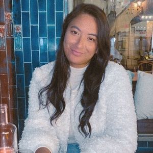 Meet your Posher, Jasmine